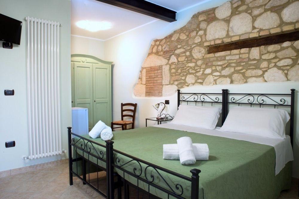 Agriturismo Il Casolare Di Nonno Mario Manoppello Exterior foto