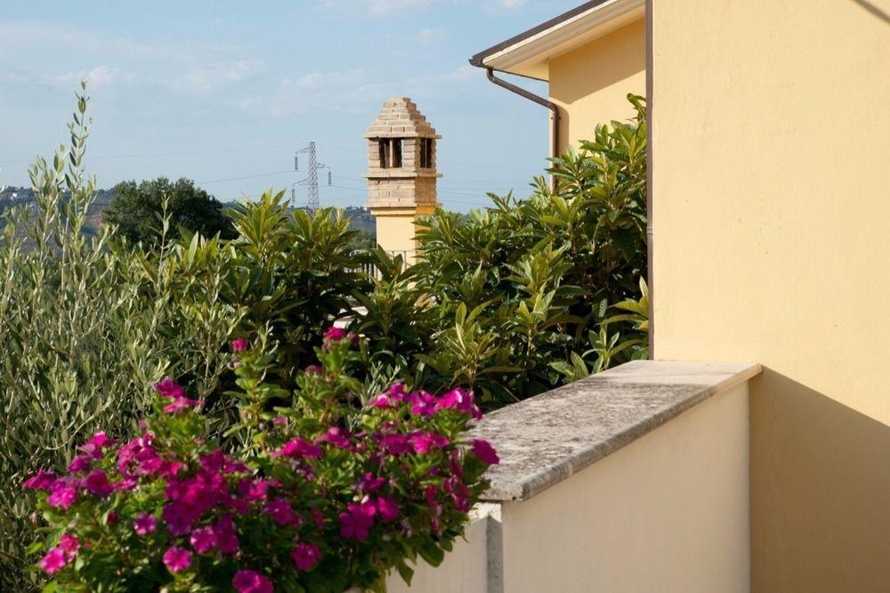Agriturismo Il Casolare Di Nonno Mario Manoppello Exterior foto